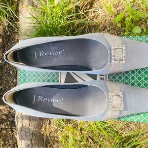 J.Renee Women's Silver Buckle Mid Pumps